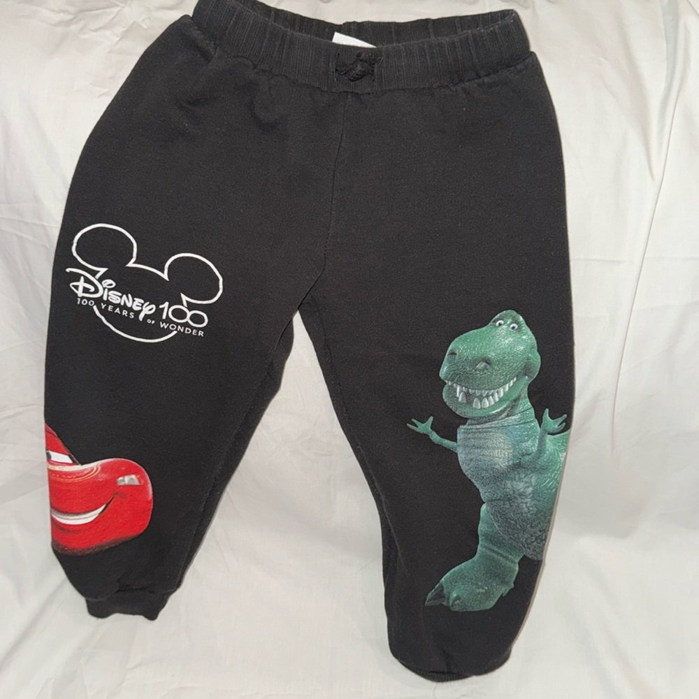 Zara Disney sweats